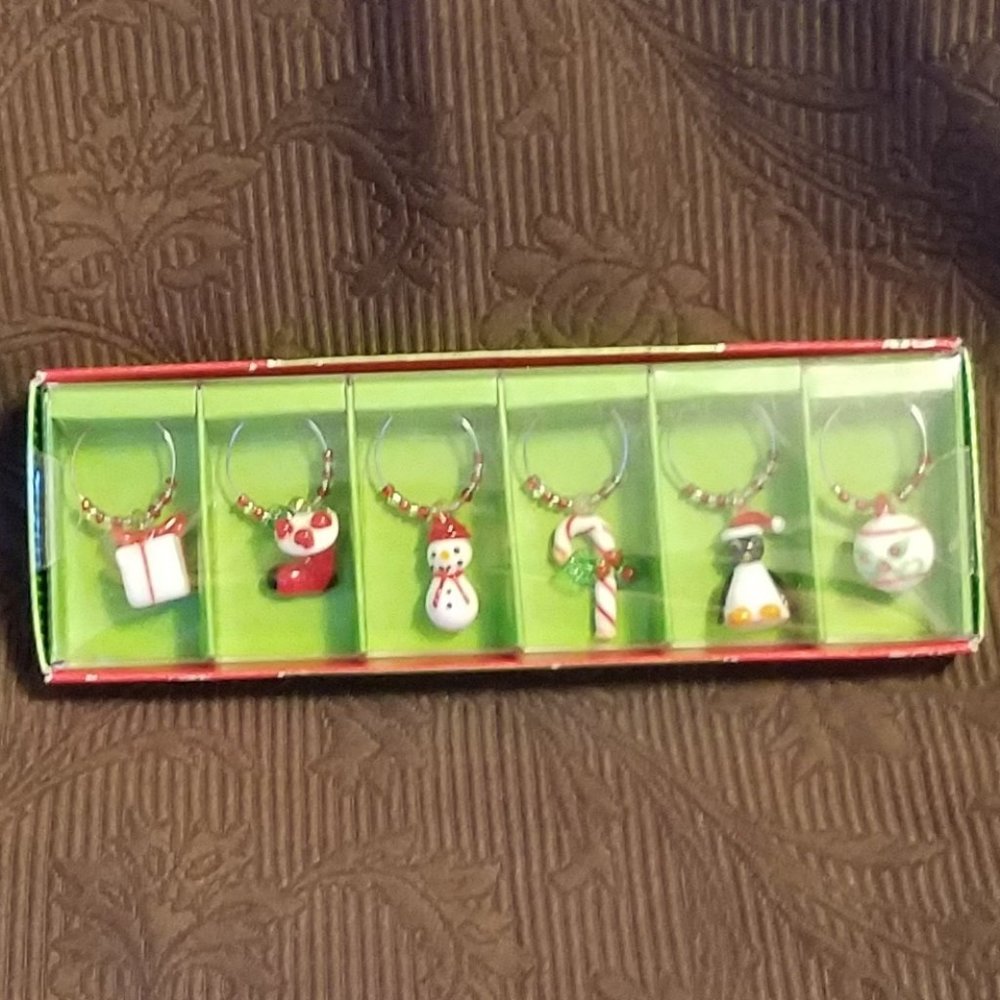 Christmas Theme Drink Charms Red/Green/Black/White